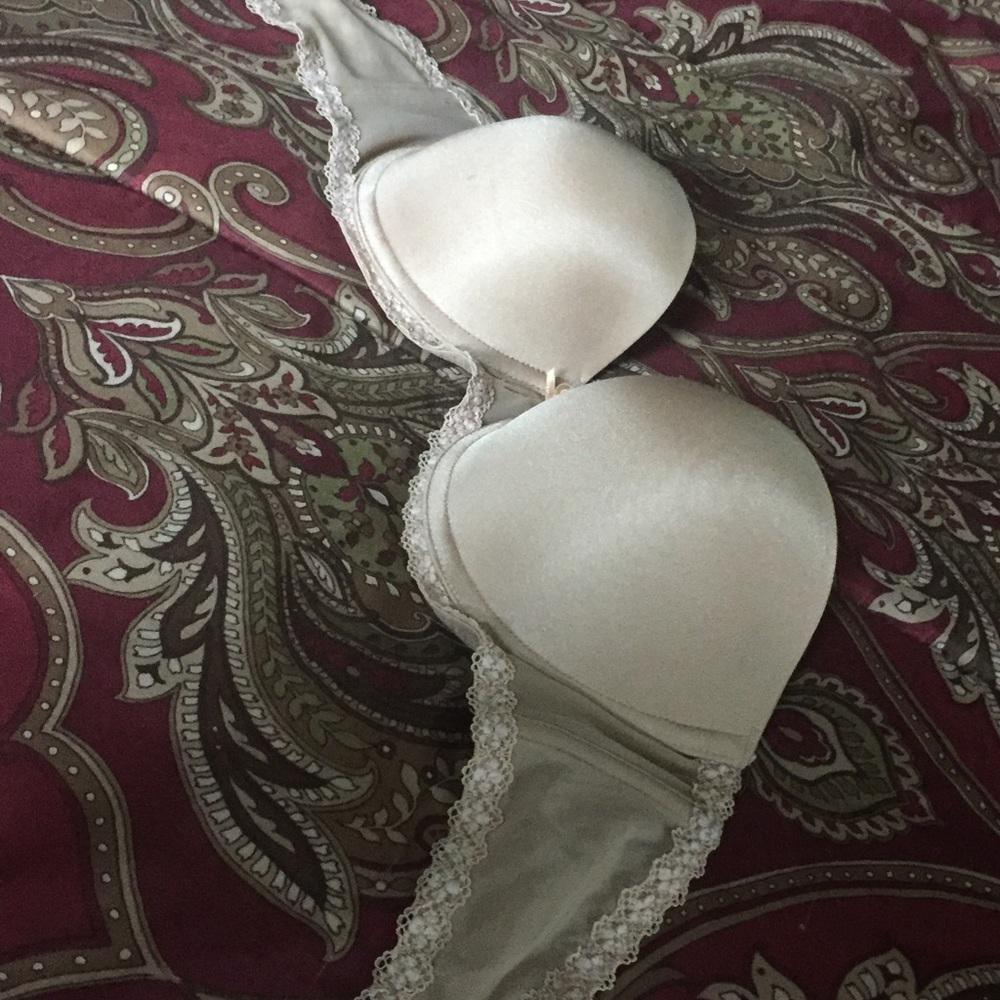 Strapless pushup bra size 30D